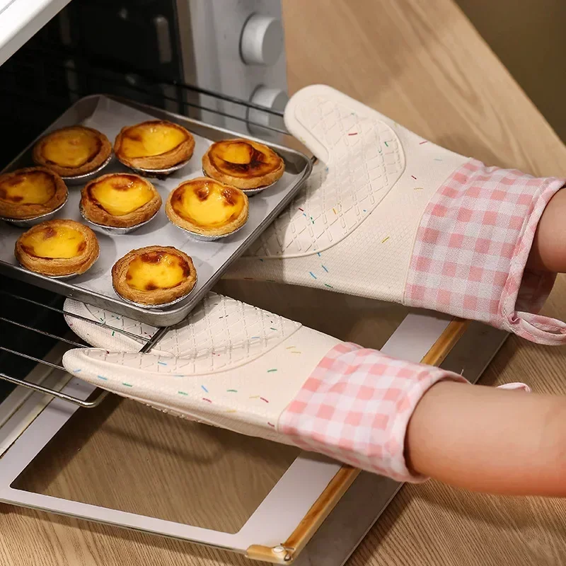 電子レンジ耐熱手袋シリコーン抗火傷綿ベーキングクッキンググロ - Oven Mitt Silicone のレビューと価格