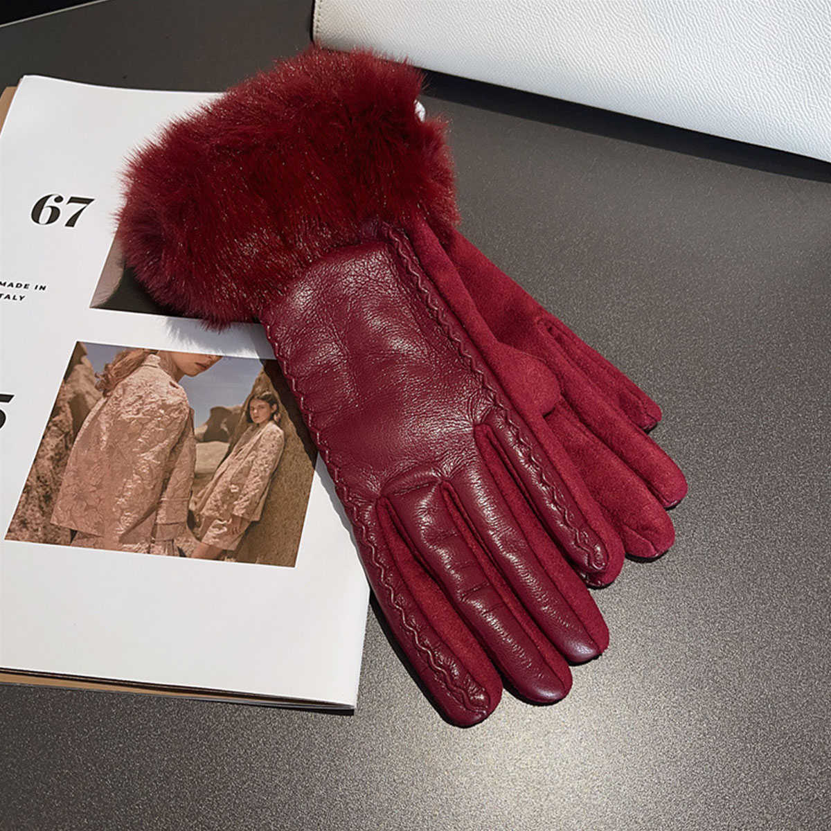 レディースウィンターラグジュアリーPUレザーグローブ、手首に - Leather Driving Glove のレビューと価格